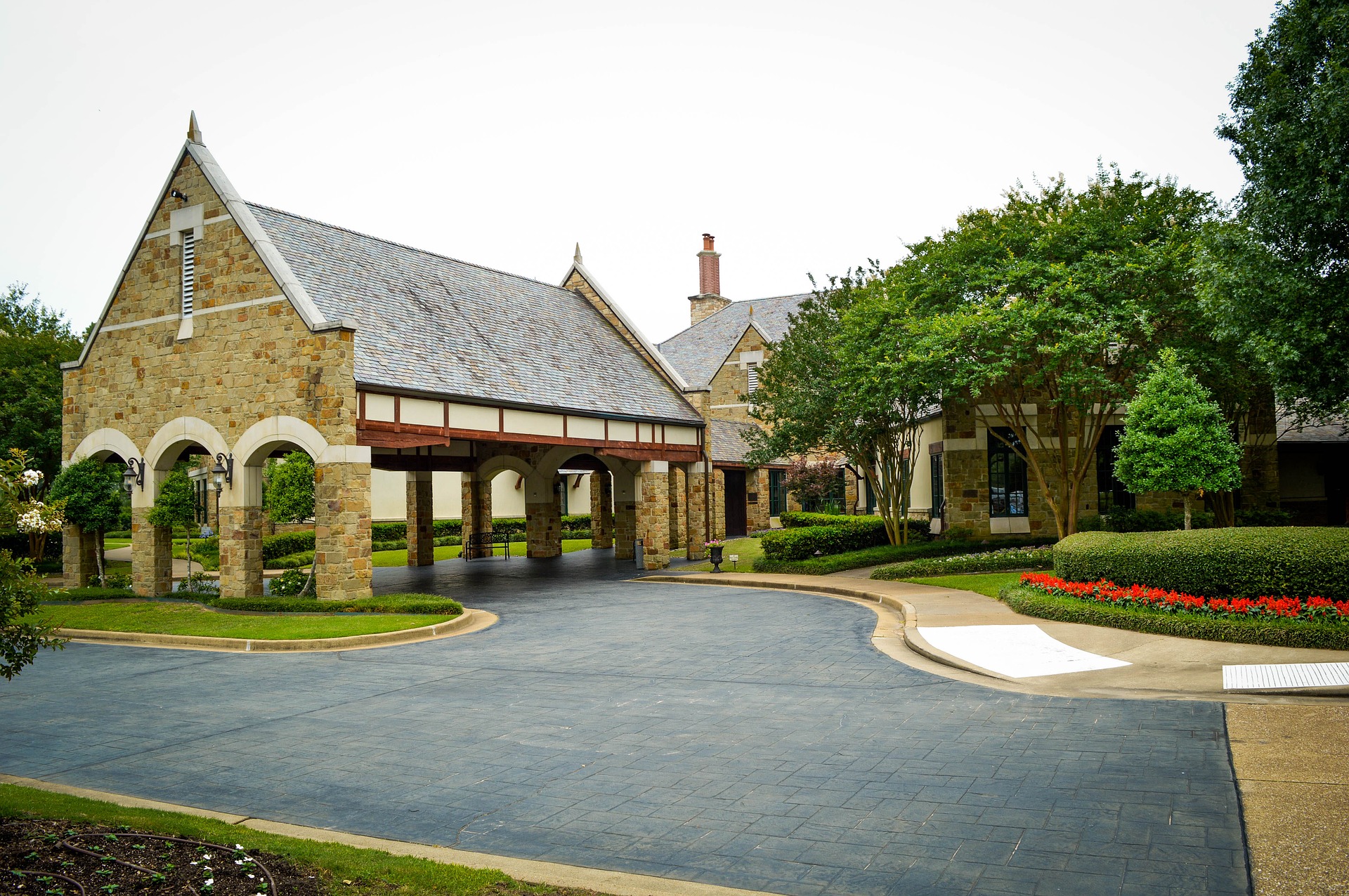 Pynes Lodge Hotel in Merseyside